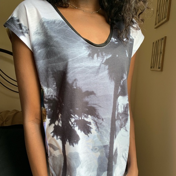 Express Summer Scene T-shirt - Picture 2 of 8